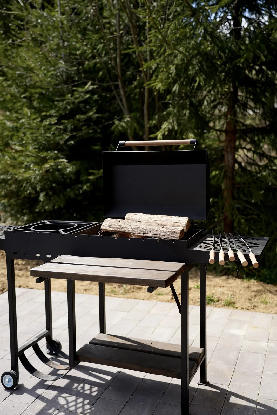 Приготування BBQ на свіжому карпатському повітрі